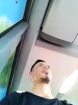 Snapshot of JuanD_vero chatting on September 29, 2025, 3:17 pm JuanD vero online show from September 29, 2025, 3:17 pm