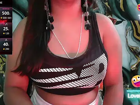 Snapshot of Dream_Kavya chatting on October 18, 2025, 5:35 pm Dream Kavya online show from October 18, 2025, 5:35 pm