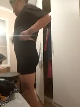 Snapshot of macmaddy8989 chatting on February 14, 2026, 8:16 pm macmaddy8989 online show from February 14, 2026, 8:16 pm