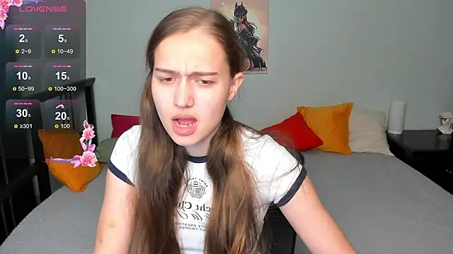 Snapshot of Alisa__Kelly chatting on October 18, 2025, 12:57 am Alisa Kelly online show from October 18, 2025, 12:57 am