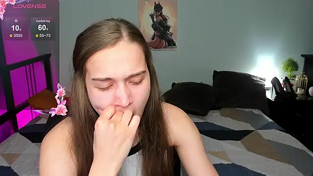 Snapshot of Alisa__Kelly chatting on November 20, 2025, 2:12 am Alisa Kelly online show from November 20, 2025, 2:12 am