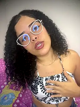 Snapshot of KarimAnxiex chatting on September 15, 2025, 5:18 am KarimAnxiex online show from September 15, 2025, 5:18 am