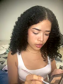 Snapshot of KarimAnxiex chatting on October 1, 2025, 4:29 am KarimAnxiex online show from October 1, 2025, 4:29 am