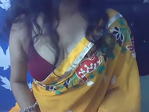 SoftButDeadly0 online show from October 22, 2025, 6:18 pm