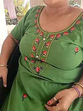 Snapshot of angel_ridhi chatting on November 16, 2025, 5:35 am angel ridhi online show from November 16, 2025, 5:35 am