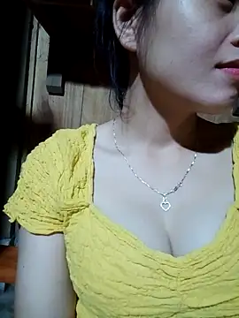 Snapshot of Mie-mie11 chatting on October 1, 2025, 1:50 pm Mie-mie11 online show from October 1, 2025, 1:50 pm