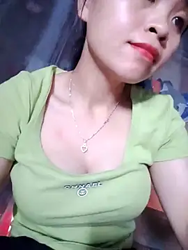 Snapshot of Mie-mie11 chatting on October 10, 2025, 1:48 am Mie-mie11 online show from October 10, 2025, 1:48 am