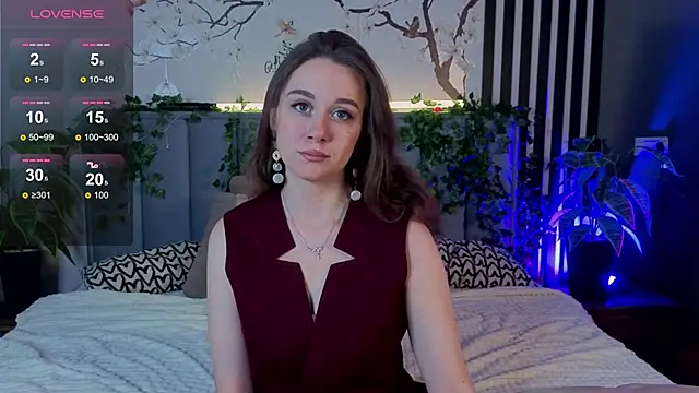 Snapshot of SkyHelen chatting on November 17, 2025, 4:18 am SkyHelen online show from November 17, 2025, 4:18 am