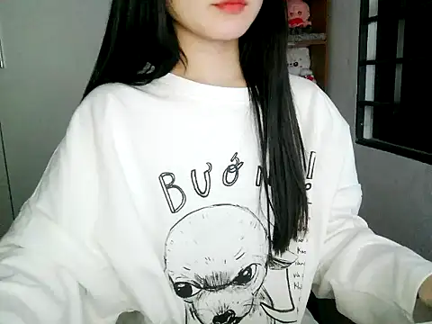 Annabelle-e online show from October 24, 2025, 3:52 pm