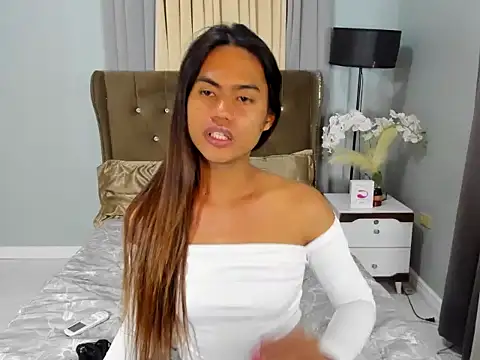 1HotAsianTS online show from October 31, 2025, 3:46 pm