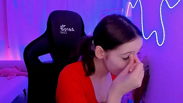 Snapshot of JenniferKiim chatting on February 14, 2026, 8:33 am JenniferKiim online show from February 14, 2026, 8:33 am