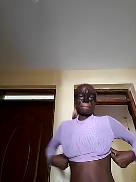 Snapshot of _Uphele chatting on February 15, 2026, 12:25 pm Uphele online show from February 15, 2026, 12:25 pm