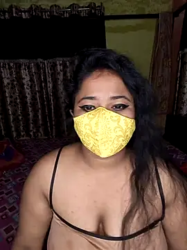 Snapshot of Smile-quien chatting on February 24, 2026, 10:35 am Smile-quien online show from February 24, 2026, 10:35 am