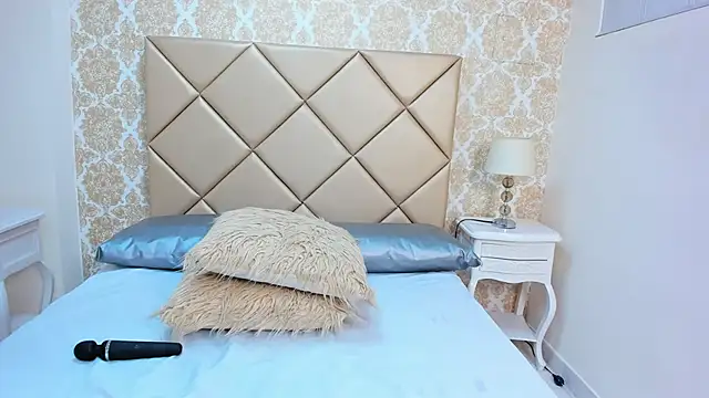 Natashanaughty online show from November 30, 2025, 12:47 am