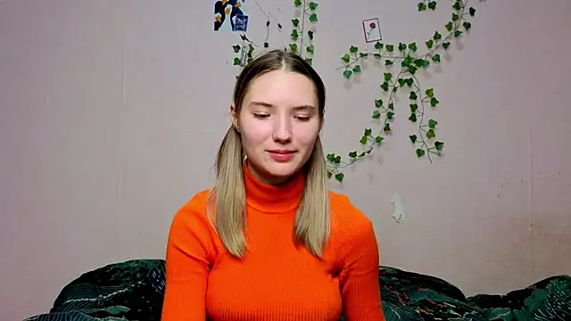 Snapshot of _kikiclark__ chatting on December 19, 2025, 8:49 pm kikiclark online show from December 19, 2025, 8:49 pm