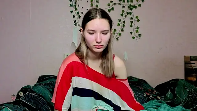 Snapshot of _kikiclark__ chatting on December 20, 2025, 9:16 am kikiclark online show from December 20, 2025, 9:16 am