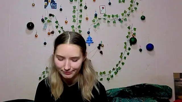 Snapshot of _kikiclark__ chatting on January 8, 2026, 8:55 pm kikiclark online show from January 8, 2026, 8:55 pm