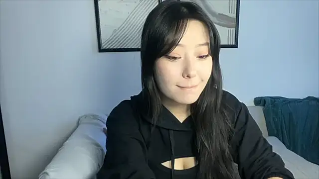 Snapshot of WonderMira chatting on November 11, 2025, 9:42 am WonderMira online show from November 11, 2025, 9:42 am