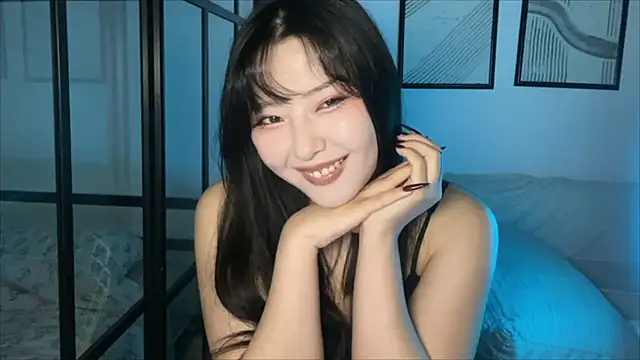 Snapshot of WonderMira chatting on November 30, 2025, 12:09 pm WonderMira online show from November 30, 2025, 12:09 pm