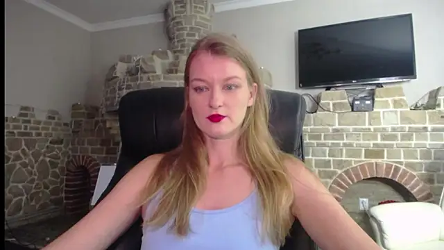 Snapshot of MysticVenus_ chatting on September 8, 2025, 3:55 pm MysticVenus online show from September 8, 2025, 3:55 pm