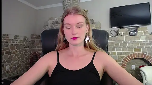 Snapshot of MysticVenus_ chatting on September 23, 2025, 12:52 pm MysticVenus online show from September 23, 2025, 12:52 pm