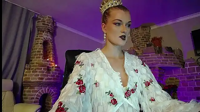 Snapshot of MysticVenus_ chatting on October 7, 2025, 4:59 pm MysticVenus online show from October 7, 2025, 4:59 pm