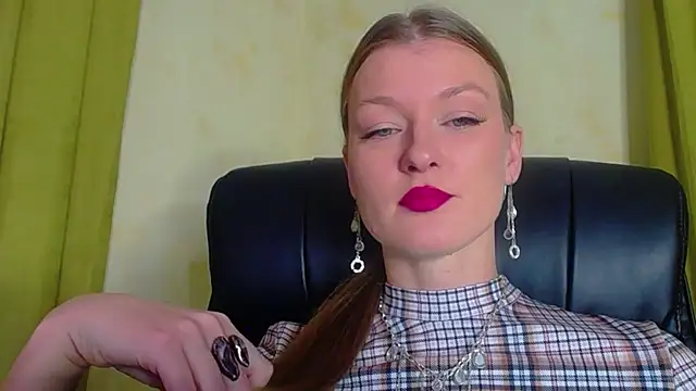 Snapshot of MysticVenus_ chatting on December 5, 2025, 2:47 pm MysticVenus online show from December 5, 2025, 2:47 pm