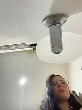 Juanita-Diaz online show from November 29, 2025, 8:23 pm