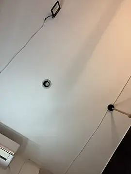 Juanita-Diaz online show from February 22, 2026, 8:29 pm