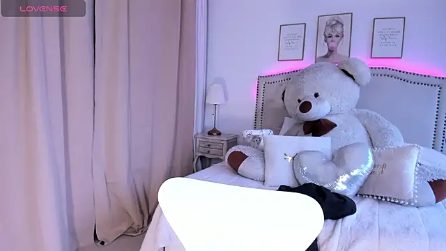 Mayajhons online show from November 20, 2025, 12:16 pm