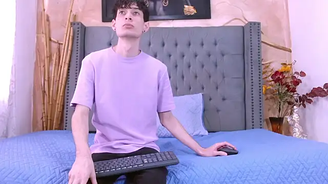 Luke Carter online show from December 3, 2025, 1:09 pm