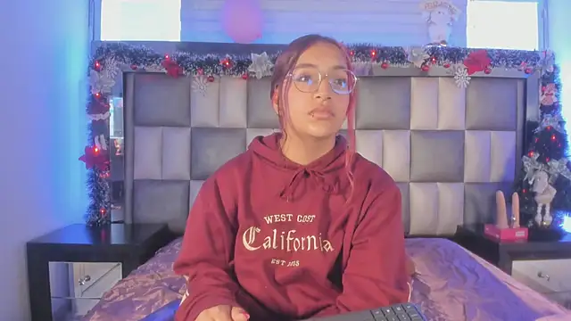 Valkiria js online show from December 4, 2025, 12:58 pm