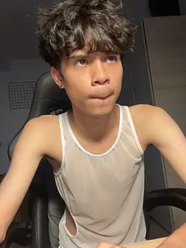 Snapshot of OopsAgain_ chatting on January 11, 2026, 8:25 pm OopsAgain online show from January 11, 2026, 8:25 pm