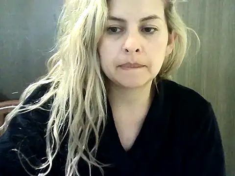 Snapshot of Valery__Rouse_ chatting on October 26, 2025, 5:19 pm Valery Rouse online show from October 26, 2025, 5:19 pm