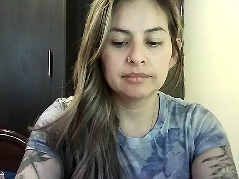 Snapshot of Valery__Rouse_ chatting on February 1, 2026, 7:56 pm Valery Rouse online show from February 1, 2026, 7:56 pm