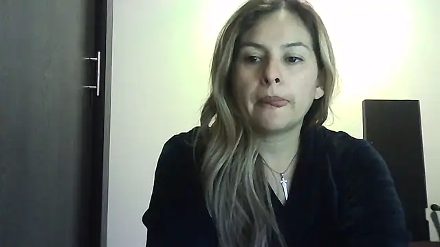 Valery  Rouse  online show from March 27, 2026, 12:16 pm