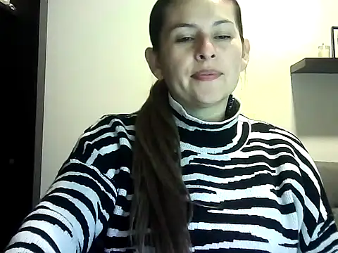 Valery  Rouse  online show from April 18, 2026, 2:15 am