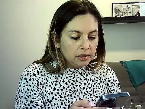 Valery  Rouse  online show from July 7, 2026, 2:54 pm