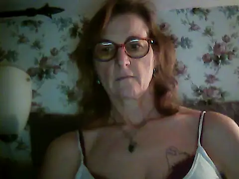 Snapshot of Valinella chatting on January 18, 2026, 8:45 pm Valinella online show from January 18, 2026, 8:45 pm