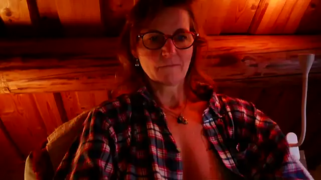 Snapshot of Valinella chatting on March 2, 2026, 7:09 am Valinella online show from March 2, 2026, 7:09 am