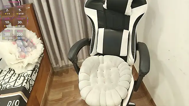 Bae Gigii online show from February 8, 2026, 1:58 pm