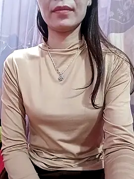 CherryBeii online show from November 17, 2025, 2:50 am