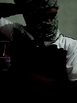 Snapshot of Manjit009 chatting on December 5, 2025, 6:26 pm Manjit009 online show from December 5, 2025, 6:26 pm