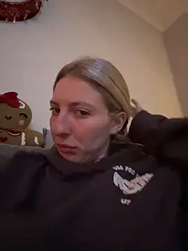 CheekyChelseaX online show from December 1, 2025, 6:24 pm