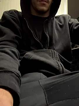 Snapshot of 420boy__ chatting on October 29, 2025, 9:27 pm 420boy online show from October 29, 2025, 9:27 pm