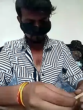 7incpink online show from November 10, 2025, 6:12 am