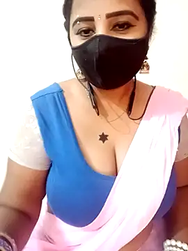 Snapshot of tamil_Vennila chatting on February 27, 2026, 10:04 am tamil Vennila online show from February 27, 2026, 10:04 am