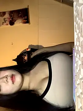 Snapshot of NanaaBae chatting on November 14, 2025, 6:39 pm NanaaBae online show from November 14, 2025, 6:39 pm