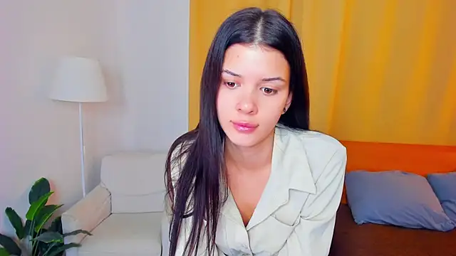 JoCauterucci online show from October 22, 2025, 6:57 am