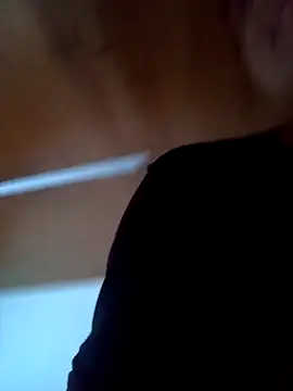 Snapshot of CARITOMIO chatting on November 22, 2025, 6:51 pm CARITOMIO online show from November 22, 2025, 6:51 pm